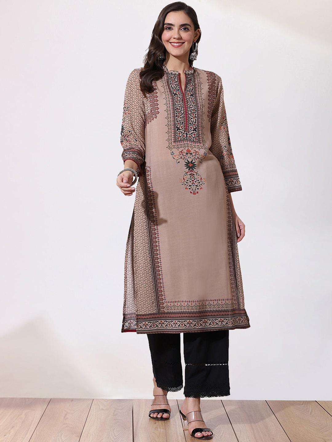 

Lakshita Women Beige Printed Kurta