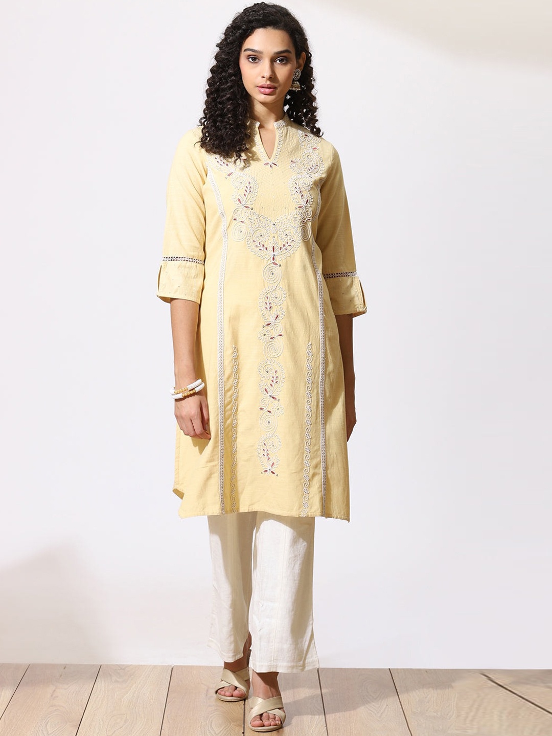 

Lakshita Women Yellow Ethnic Motifs Yoke Design Kurta