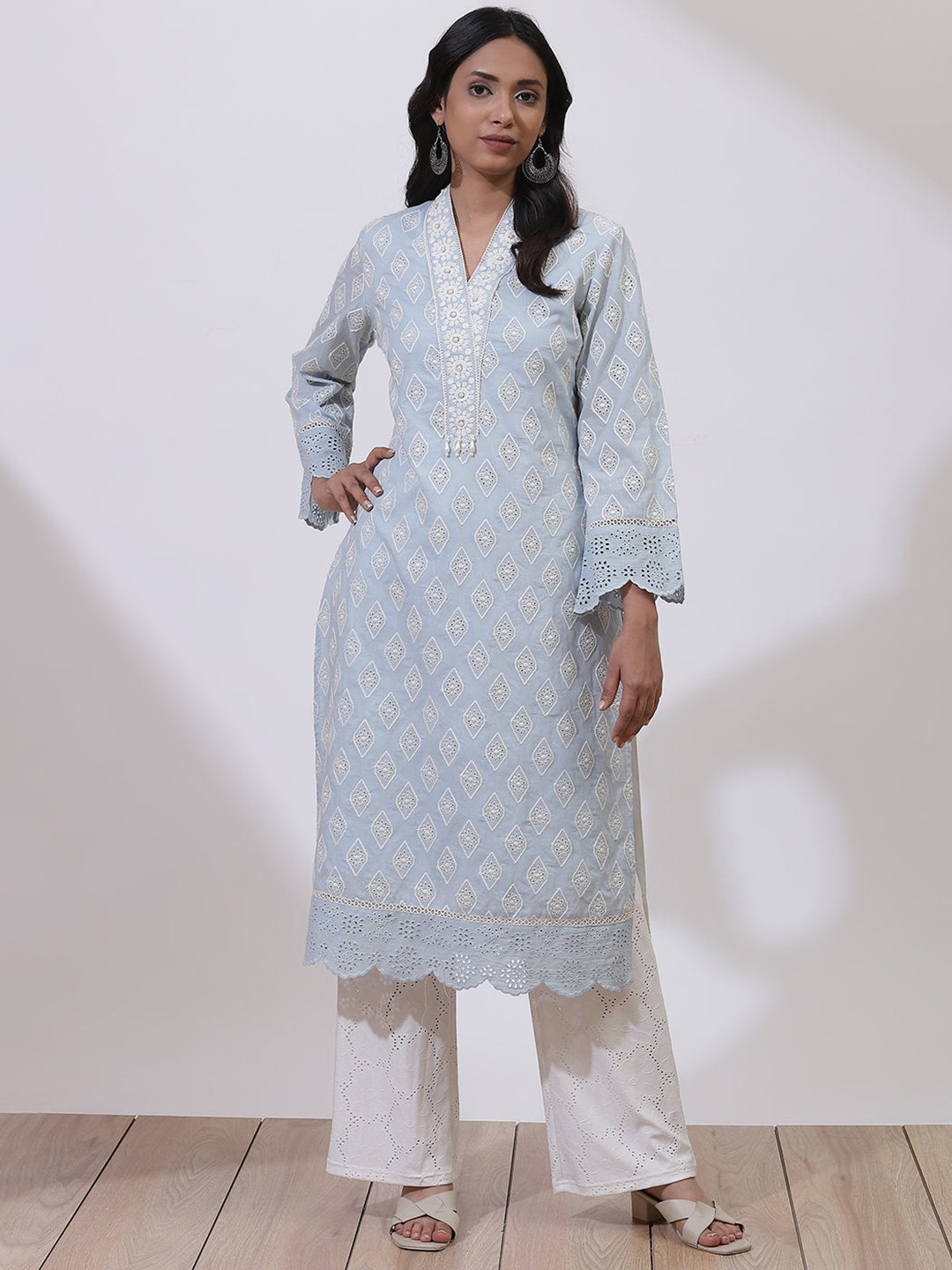 

Lakshita Women Blue Ethnic Motifs Flared Sleeves Thread Work Kurta