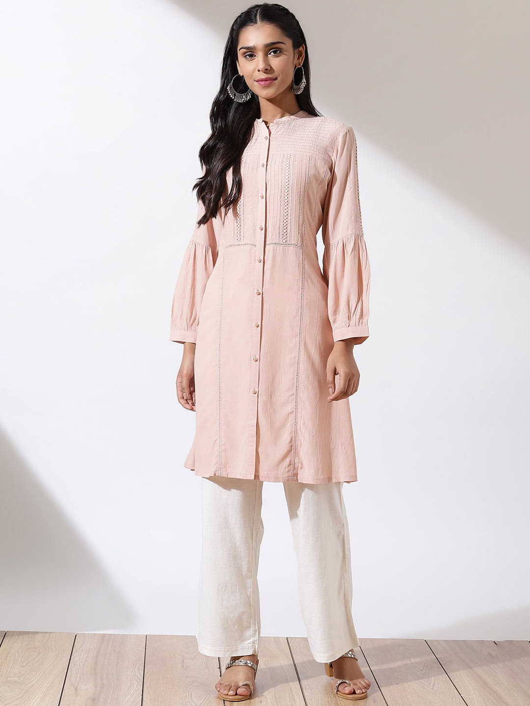 

Lakshita Women Pink Thread Work Kurta