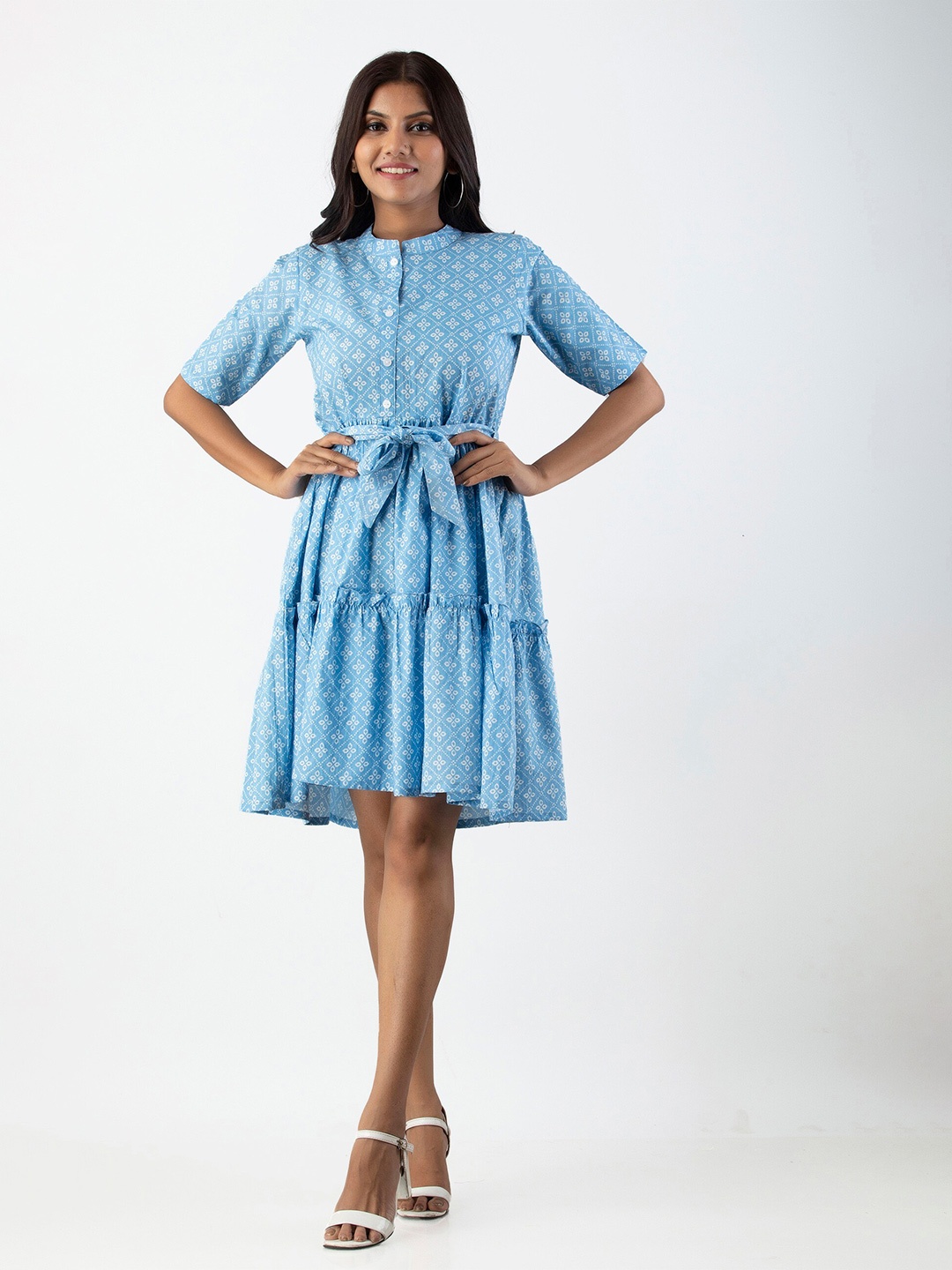 

KALINI Blue & White Floral Cotton Tiered Tie Up Dress