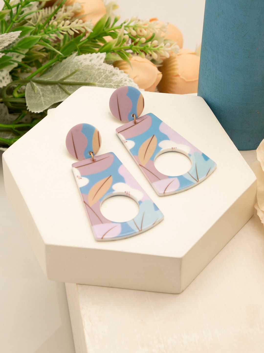 

SOHI Mauve & Blue Contemporary Plastic Drop Earrings