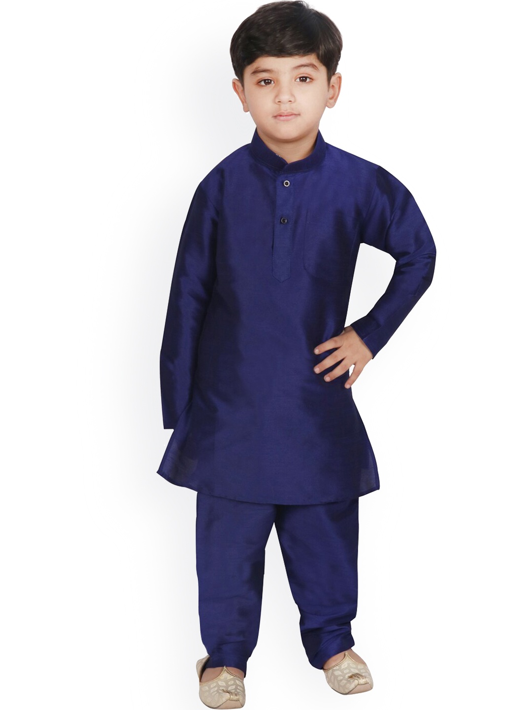 

SG YUVRAJ Boys Blue Raw Silk Kurta with Salwar