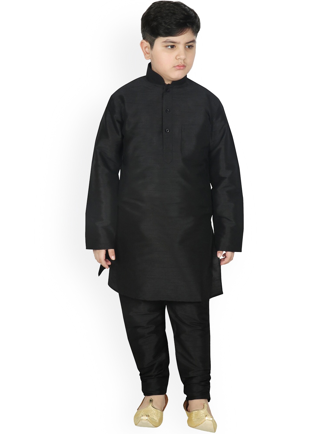 

SG YUVRAJ Boys Black Raw Silk Kurta with Pyjamas