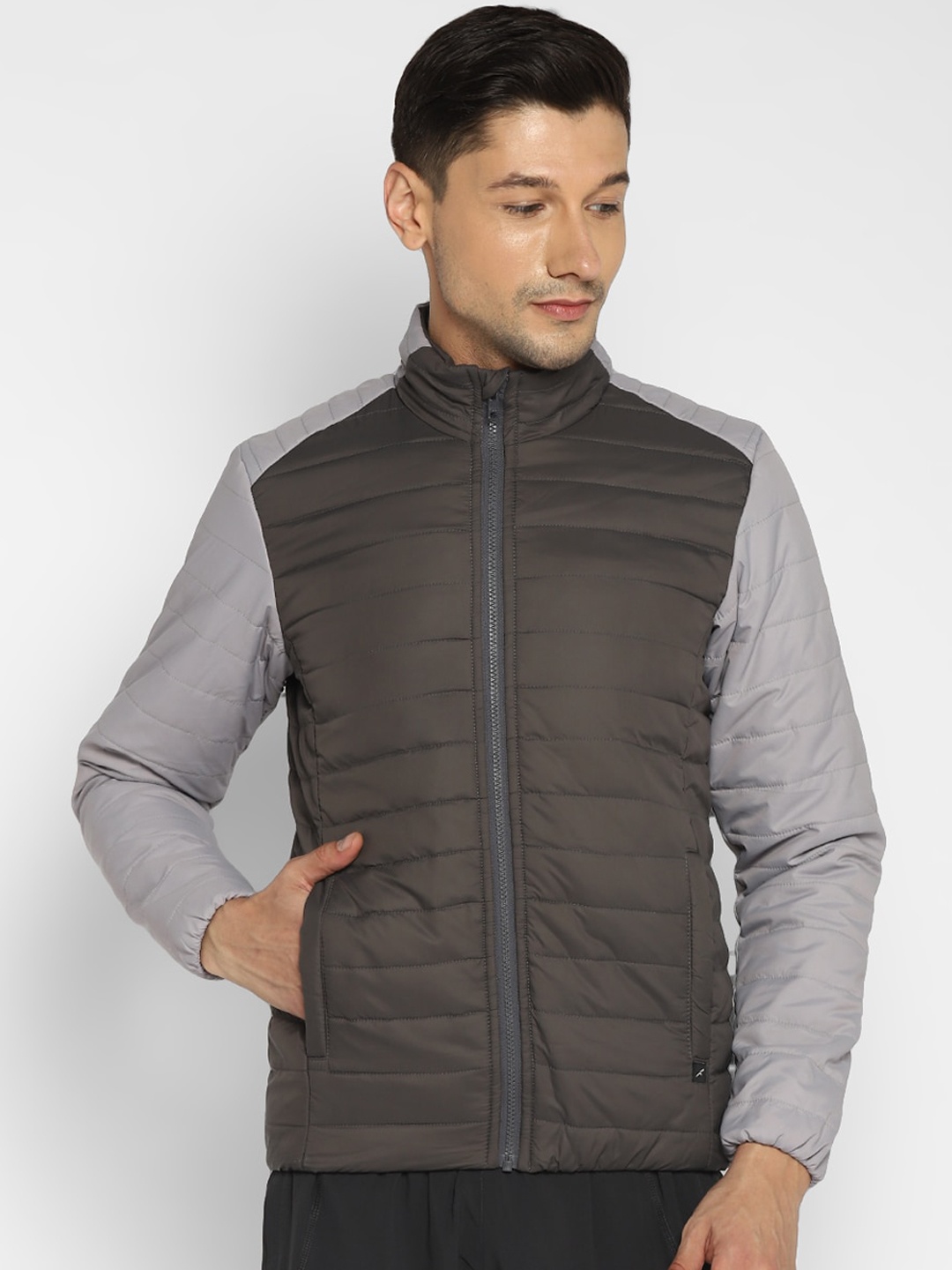 

FURO by Red Chief Men Grey Lightweight Padded Jacket