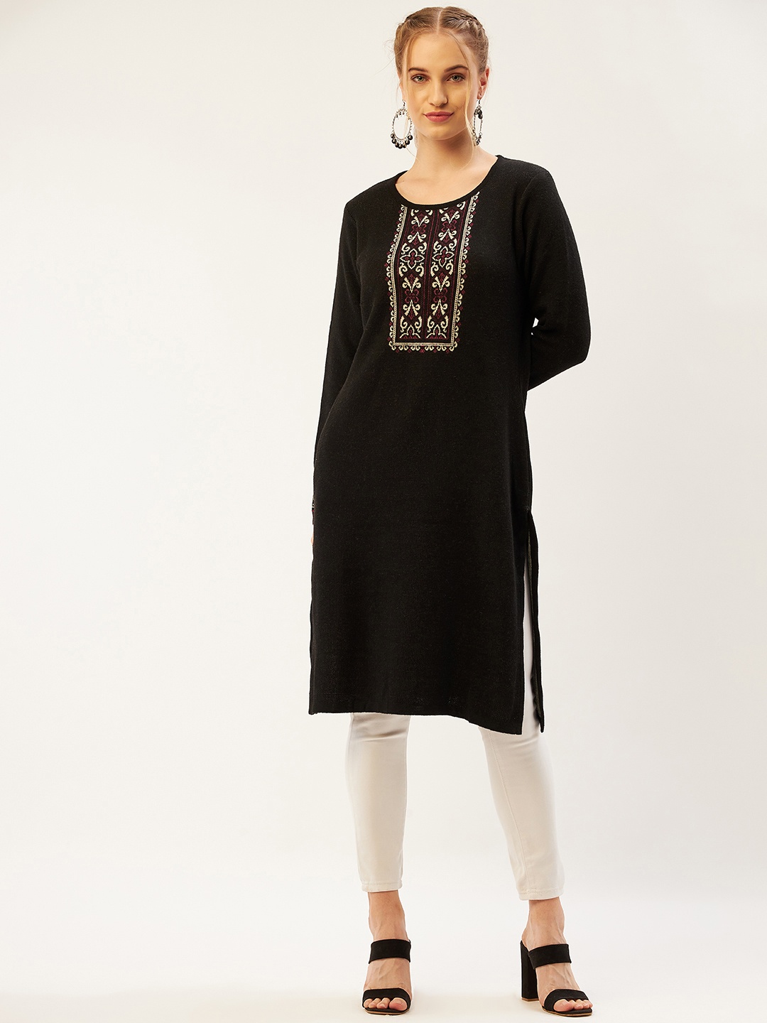 

American Eye Women Black Ethnic Motifs Printed Yoke Design Woollen Kurta