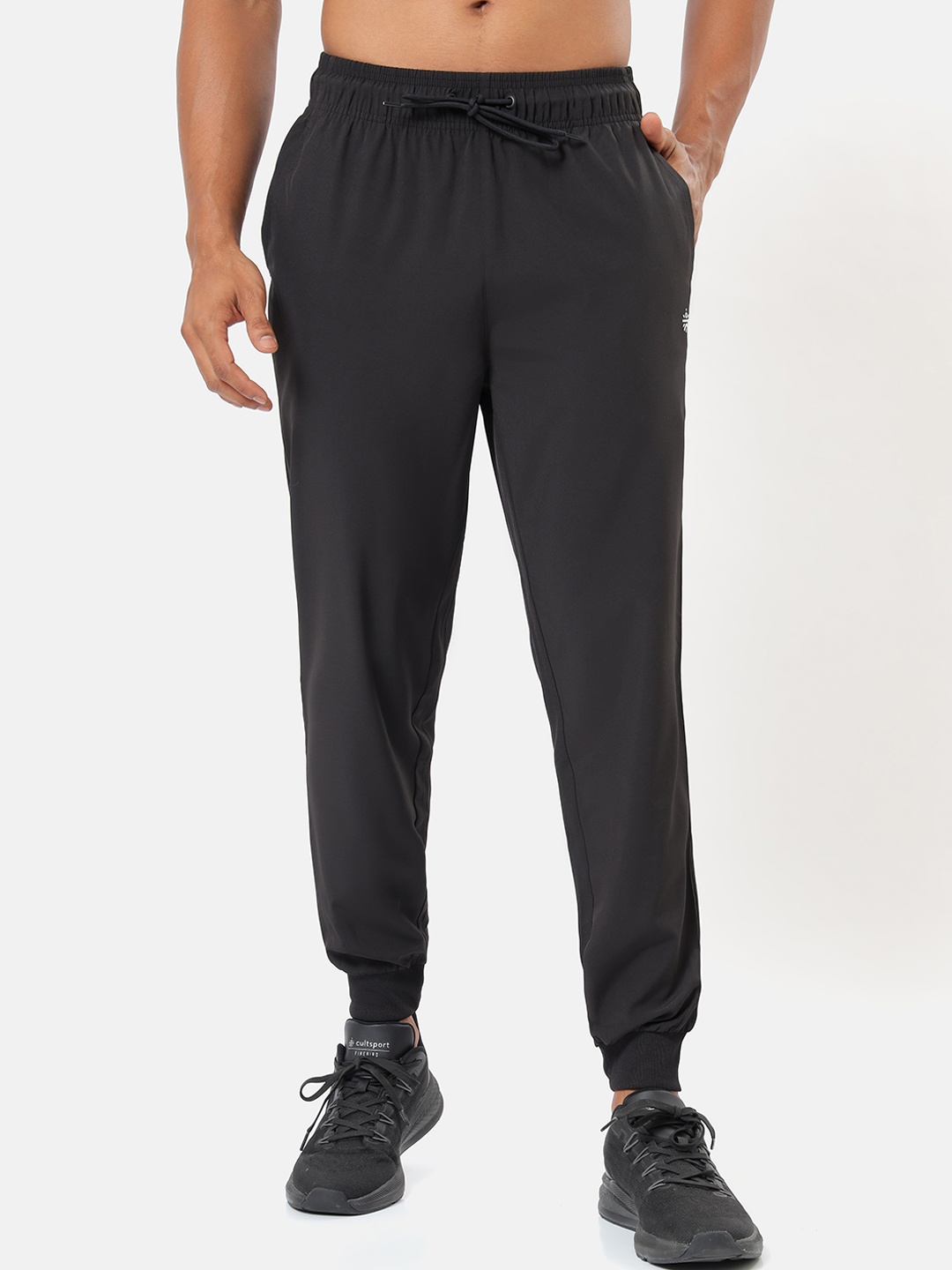 

cultsportone Men Black Solid Active Cuffed Joggers