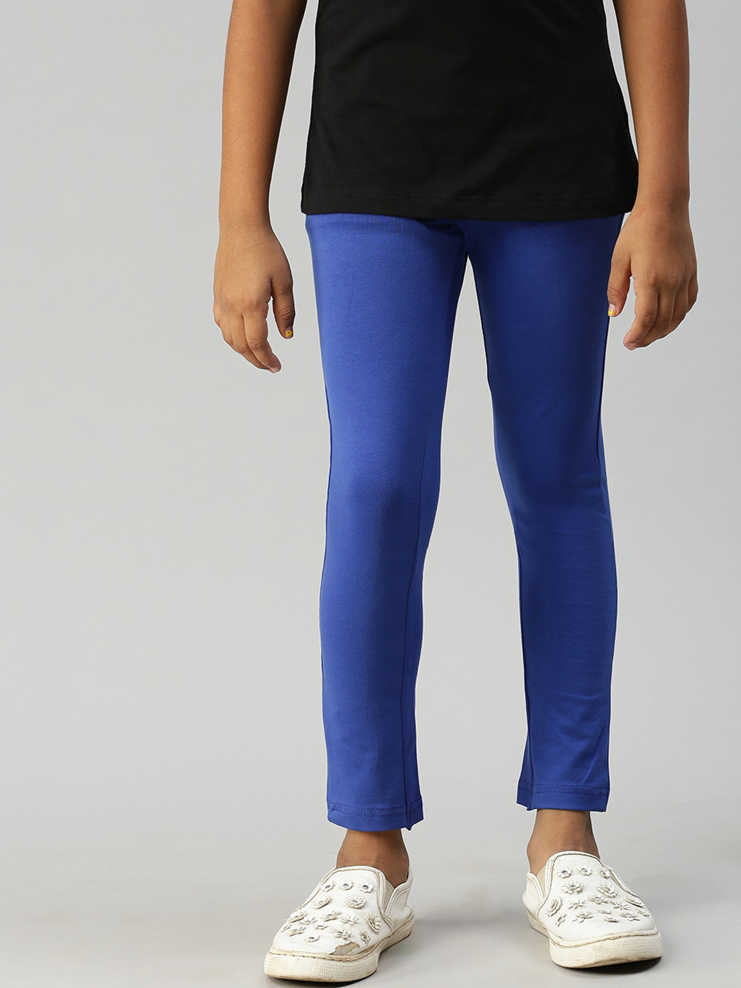 

Kryptic Kids-Girls Blue Solid Pure Cotton Leggings
