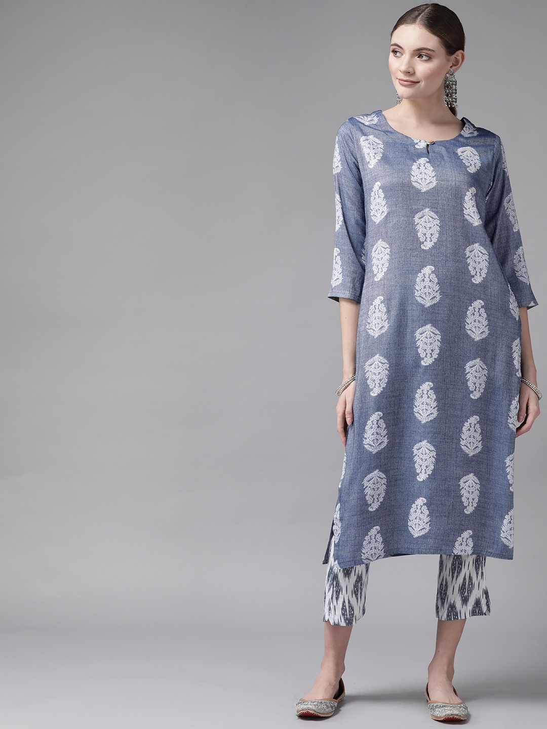 

Aarika Women Blue Ethnic Motifs Printed Pure Cotton Kurta with Palazzos