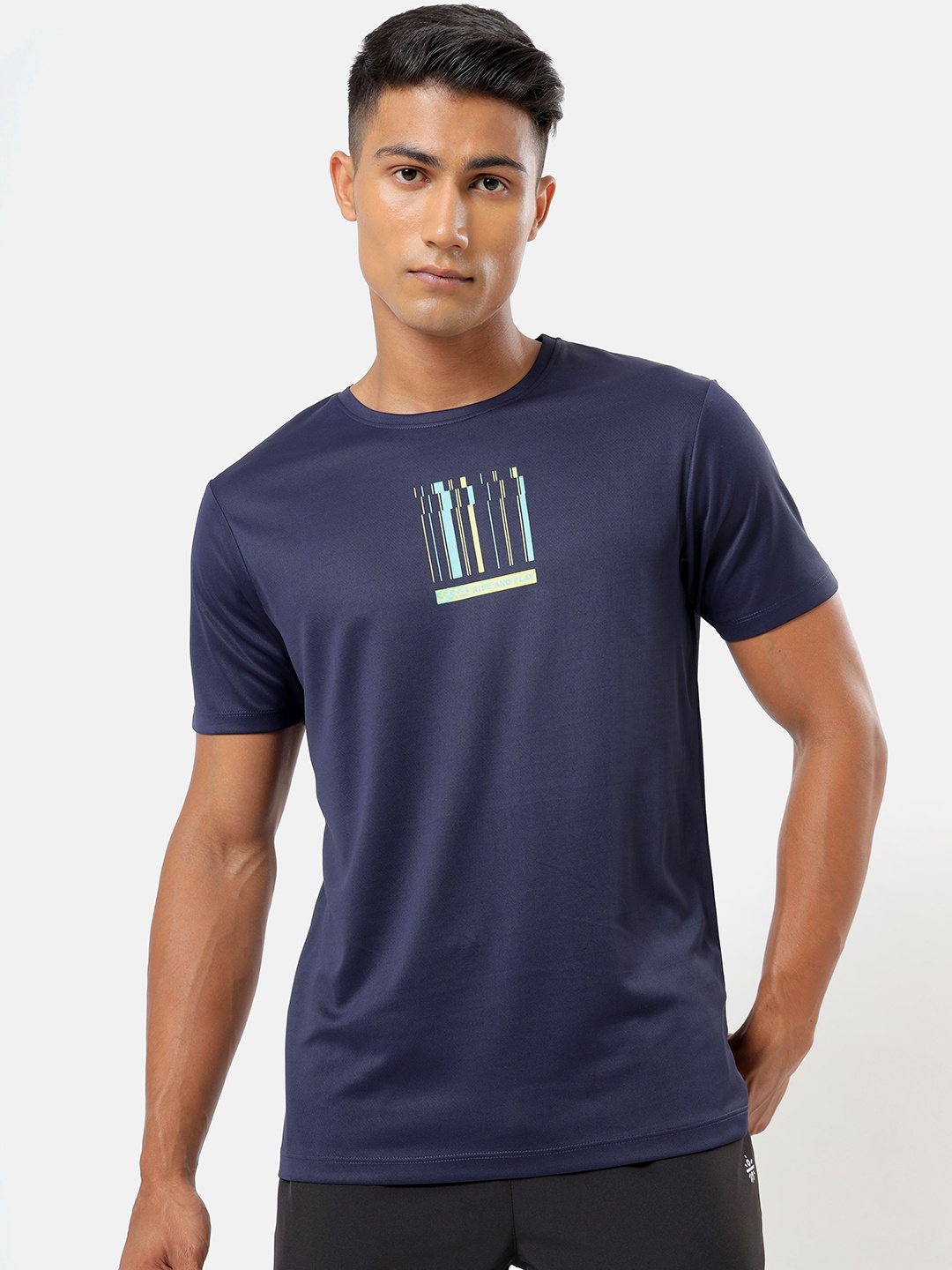 

cultsportone Men Navy Blue Moisture Wicking Active T-shirt