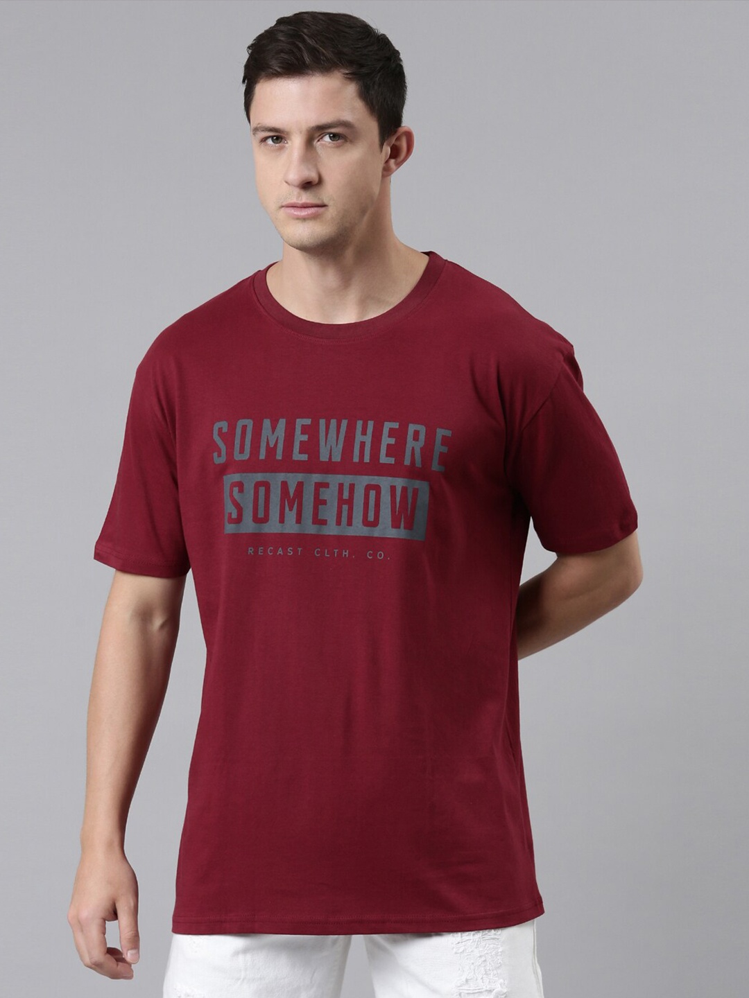 

recast Men Maroon Typography Printed Pure Cotton Bio Finish Loose T-shirt