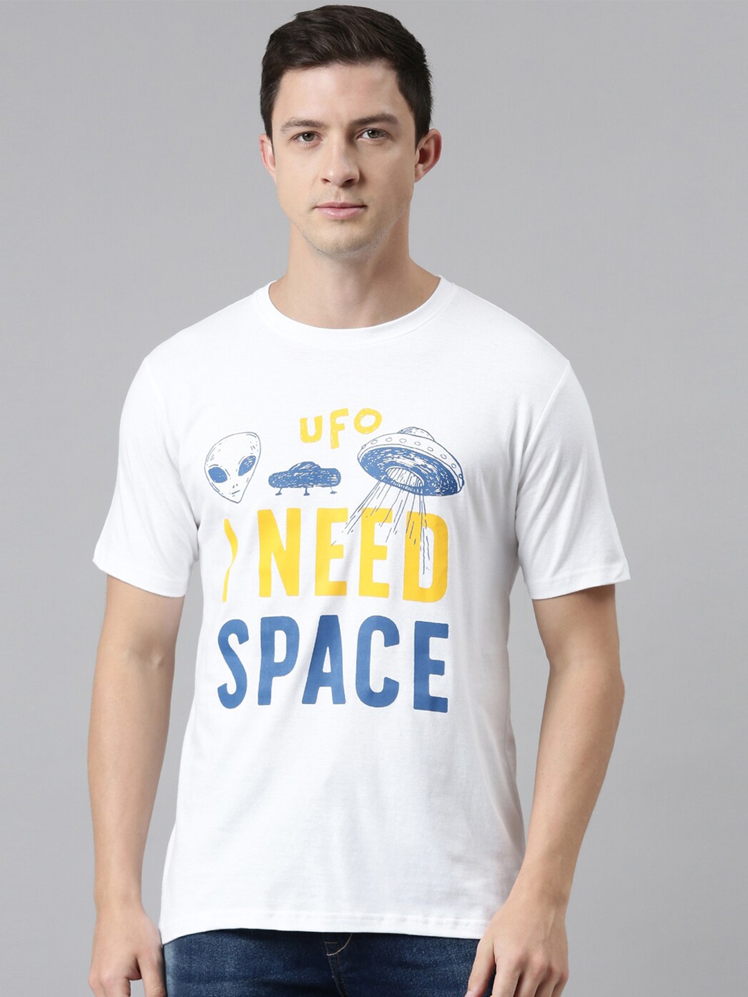 

recast Men White Typography Printed Pure Cotton Bio Finish T-shirt