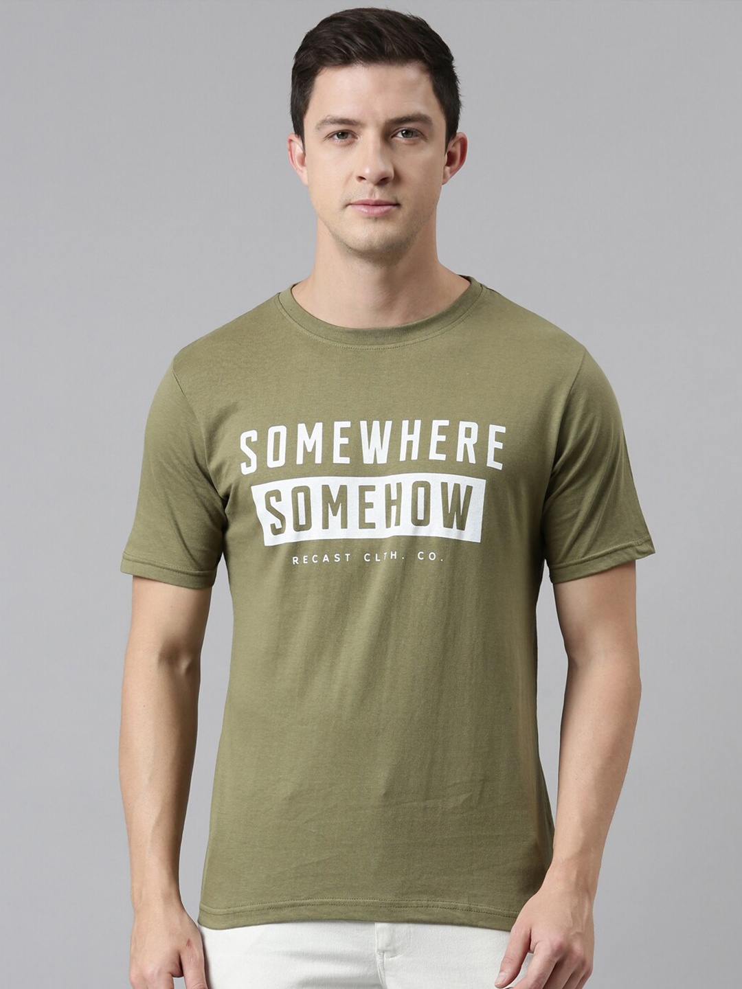 

recast Men Green Typography Printed Pure Cotton T-shirt