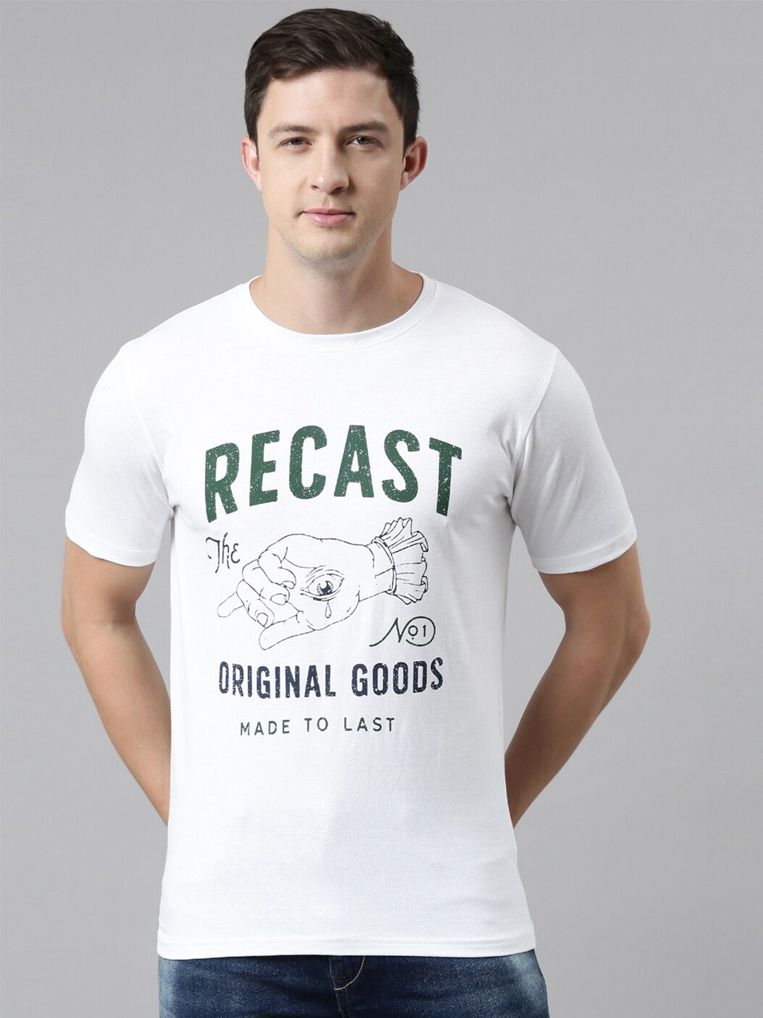 

recast Men White Typography Printed Pure Cotton T-shirt