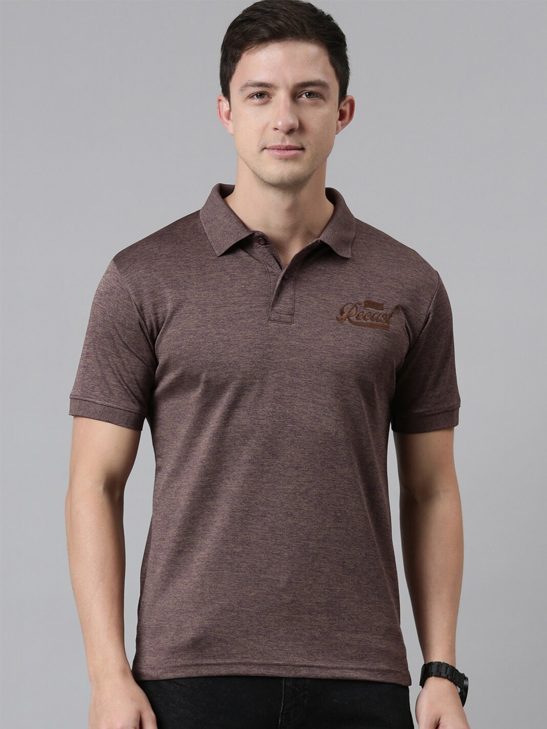 

recast Men Brown Polo Collar Antimicrobial Raw Edge T-shirt