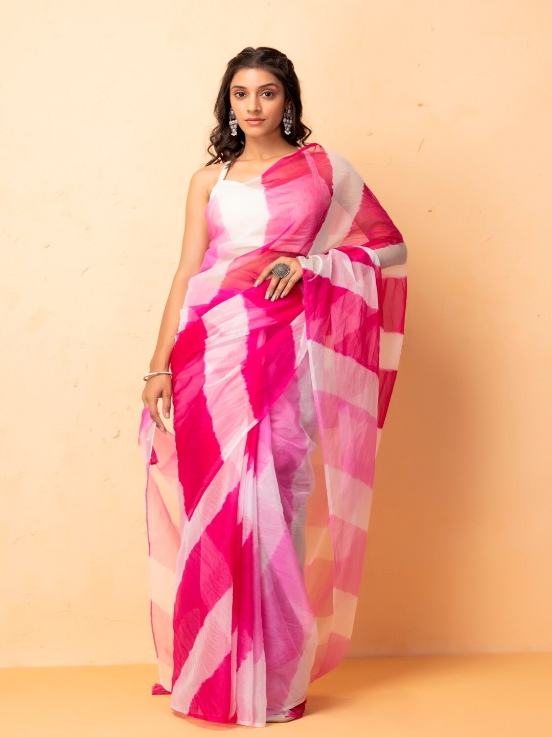 

Geroo Jaipur Women Pink Leheriya Organza Saree with Tassels