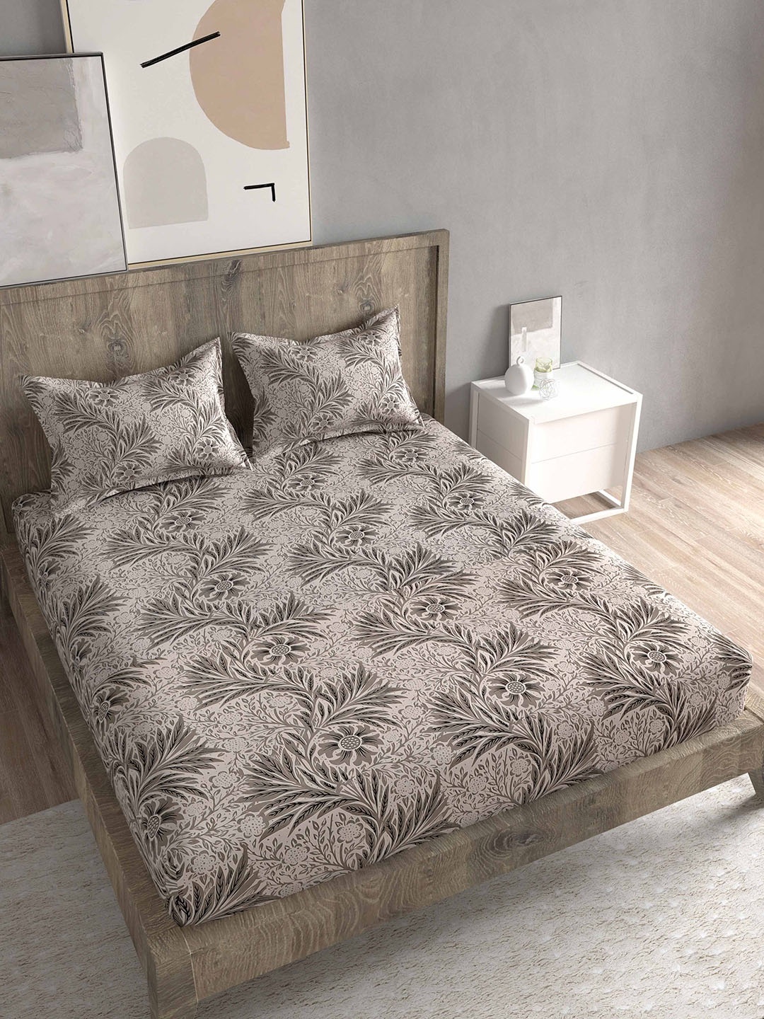 

Spangle Unisex Beige Bedsheets