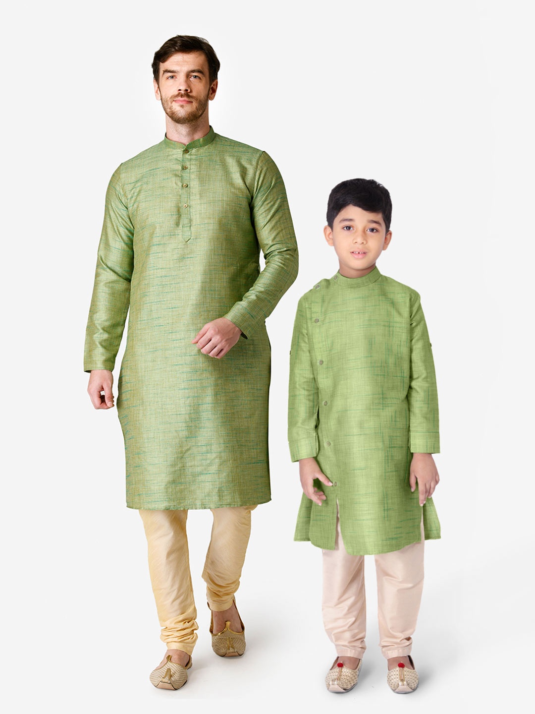 

TABARD Men Green Kurta with Pyjamas