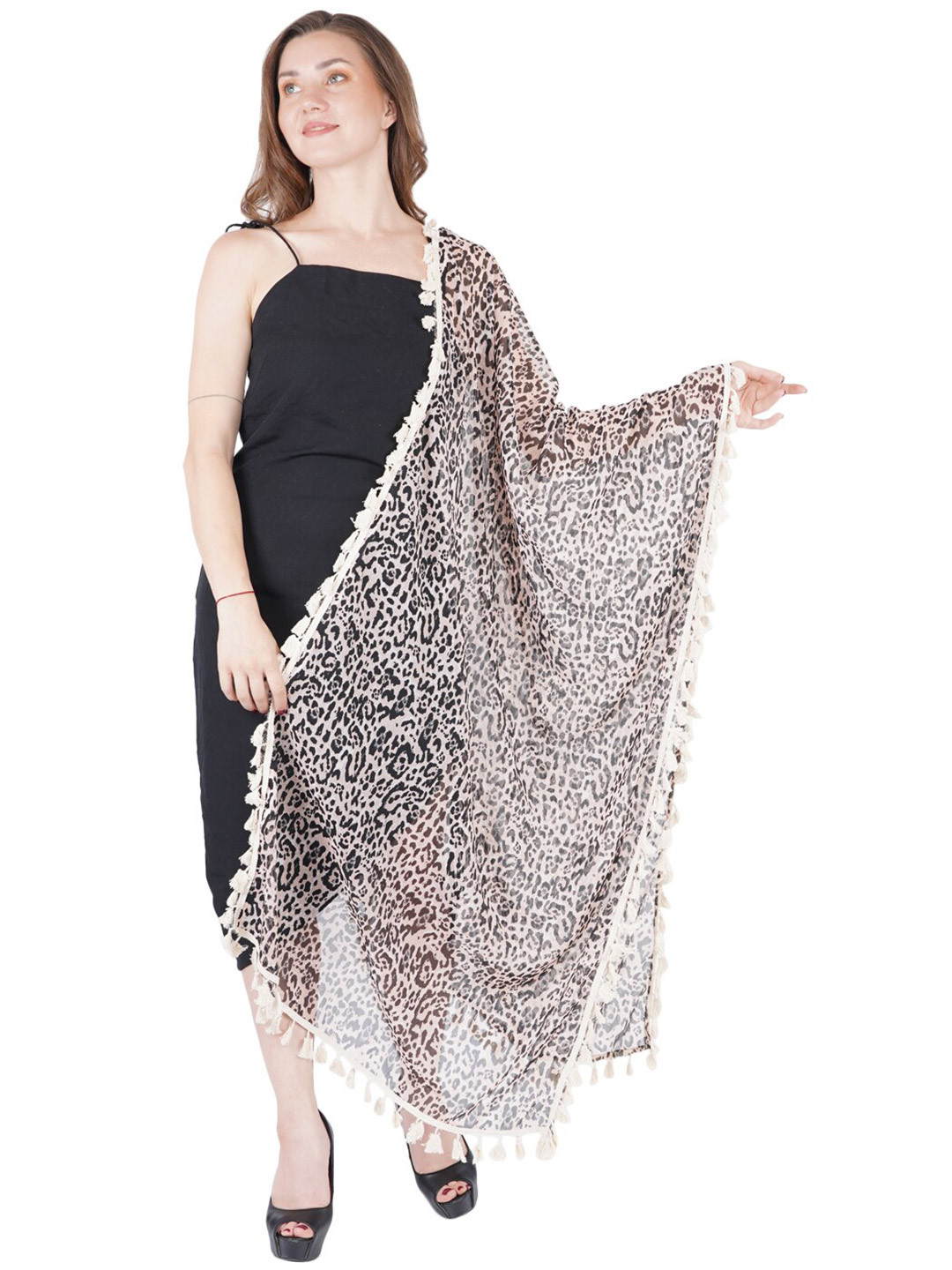

Style Shoes Women Black & Beige Printed Stole
