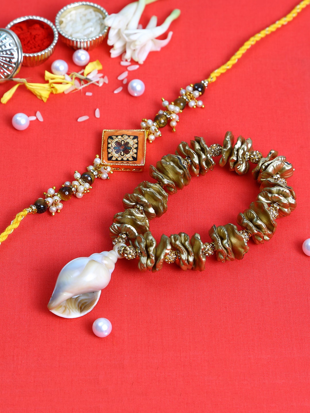 

Aapno Rajasthan Olive-Colored & Yellow Shell Beaded Bhaiya Bhabhi Rakhi