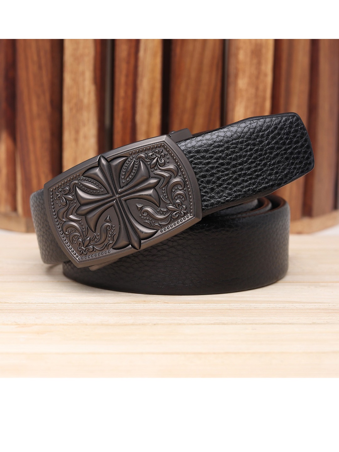 

Kastner Men Black Belt with Textured Buckle