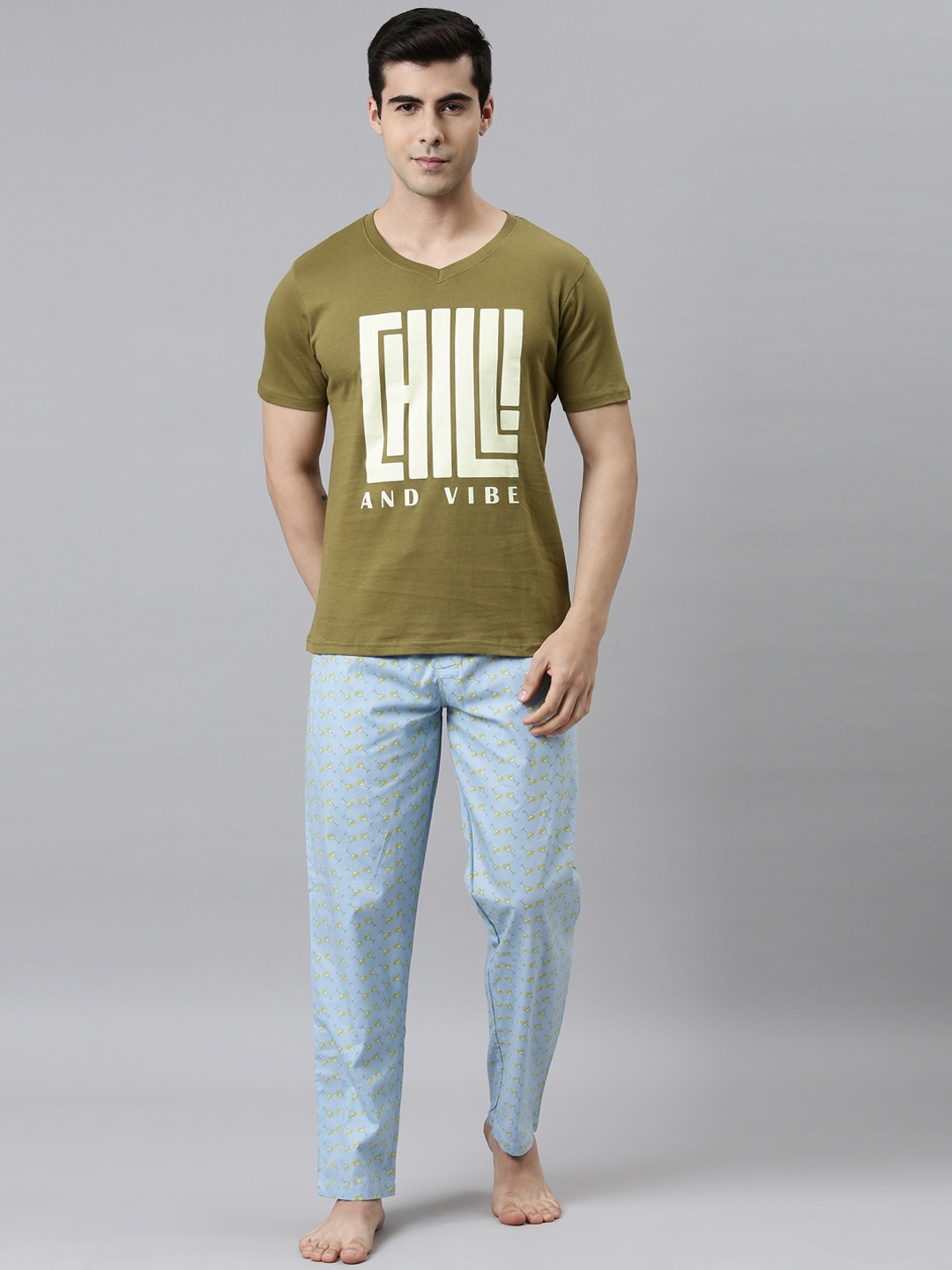 

Joven Men Olive Green & White Printed Night suit