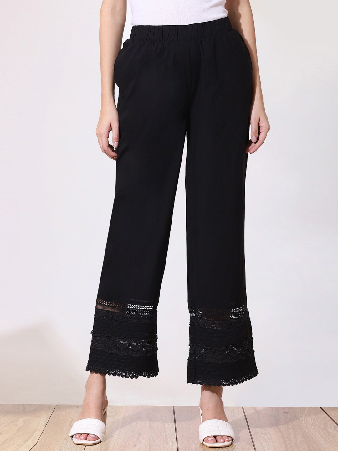 

Lakshita Women Black Embroidered 100% Cotton Straight-Fit Palazzos