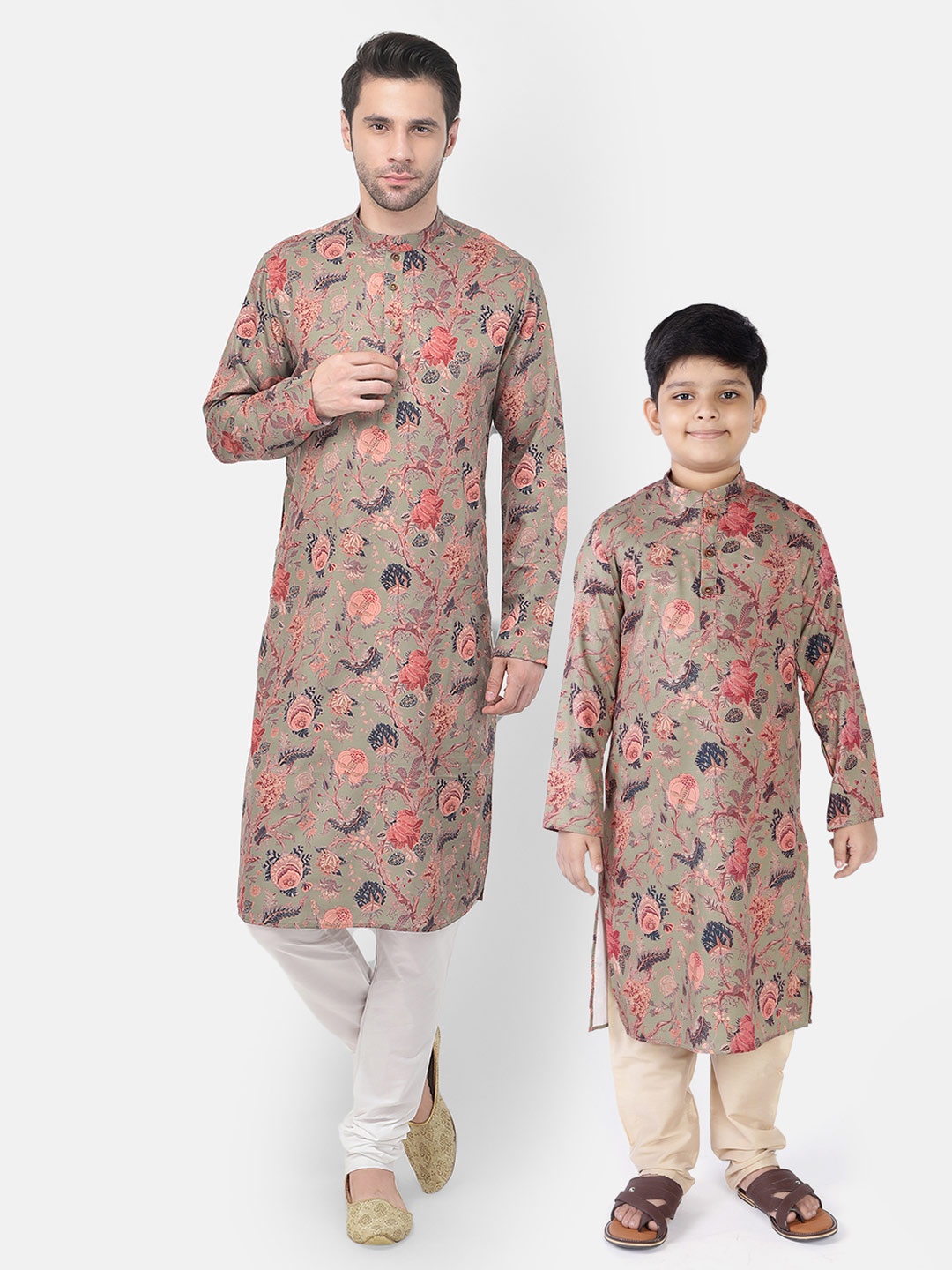 

TABARD Boys Green Floral Printed Pure Cotton Kurta with Pyjamas