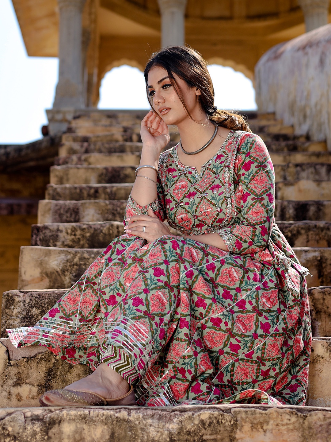 

Divena Women Green Floral Printed Mirror Work Pure Cotton Kurta with Trousers