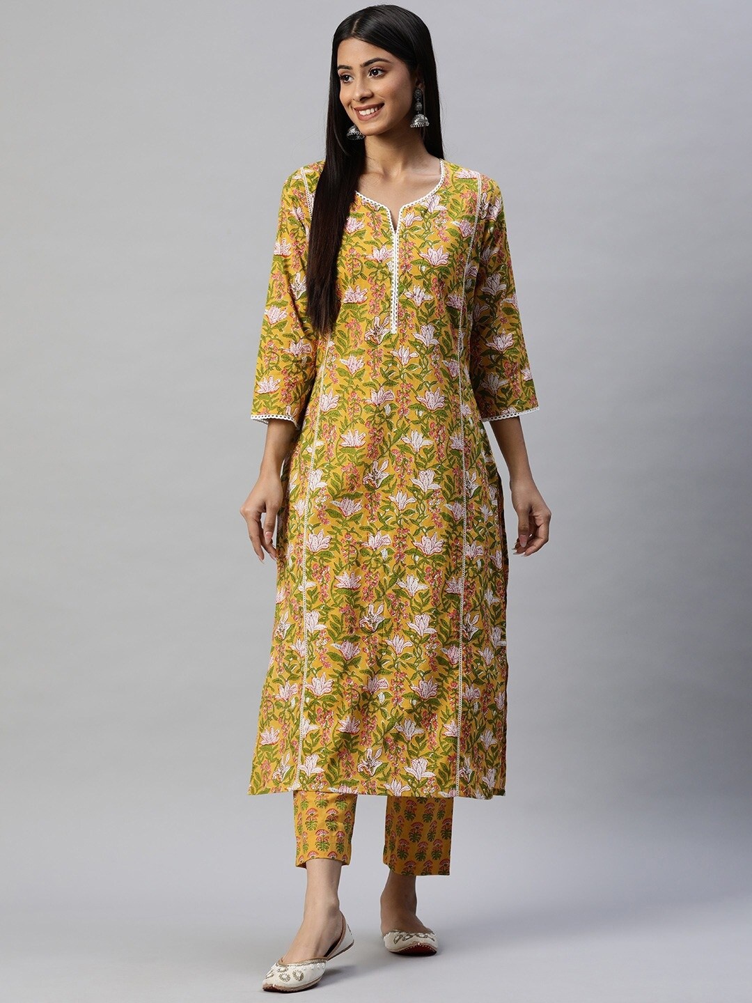 Divena Women Yellow Floral Printed Pure Cotton Kurta with Trousers