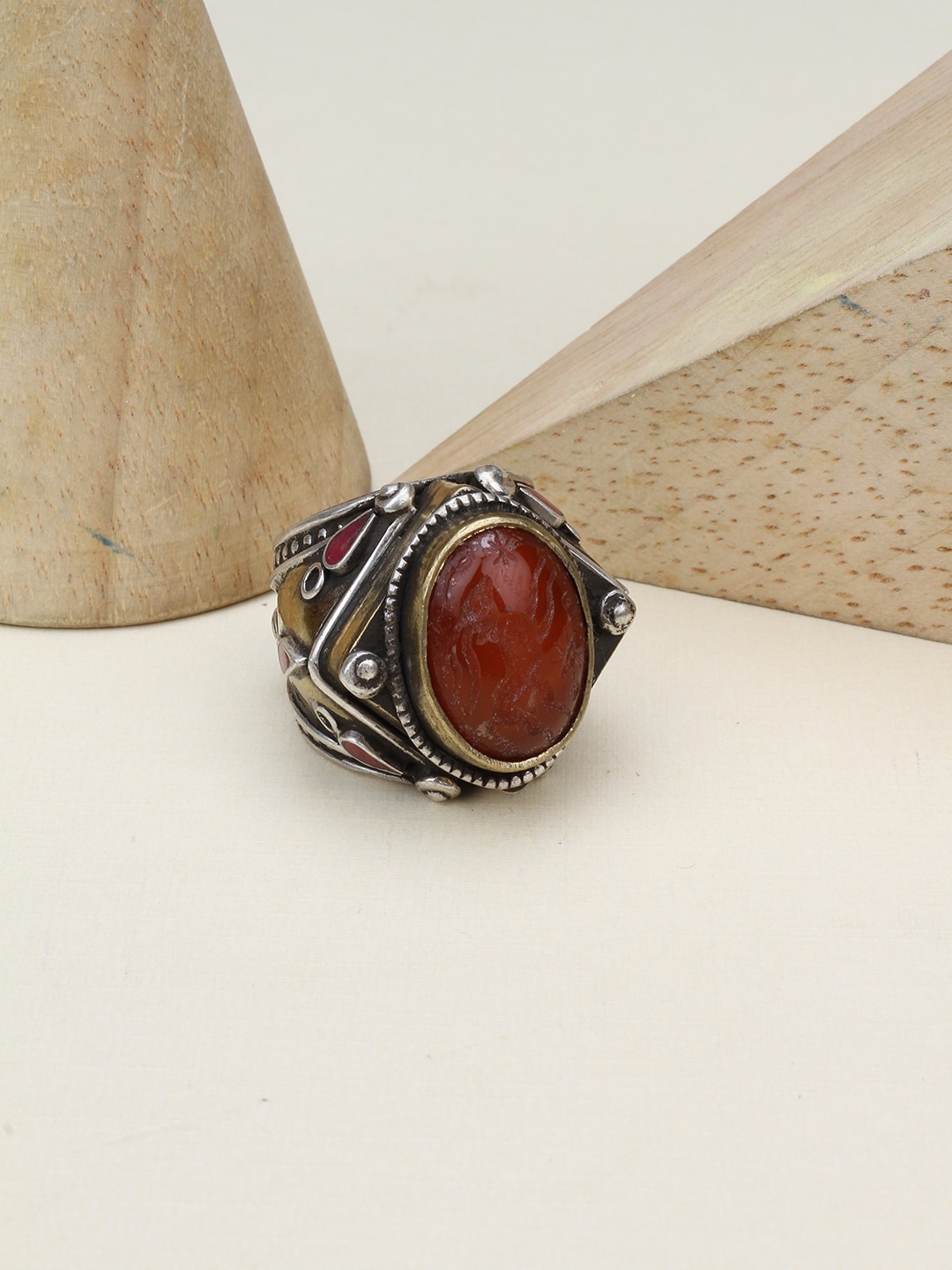 

SANGEETA BOOCHRA Oxidised Gold-Toned Brown Onyx-Studded Afghan Finger Ring