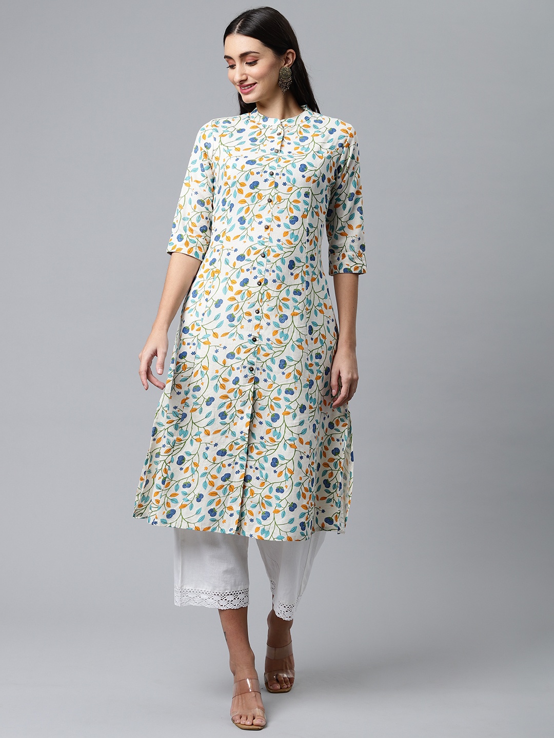 

MALHAAR Women Off White & Blue Floral Printed Pure Cotton Kurta