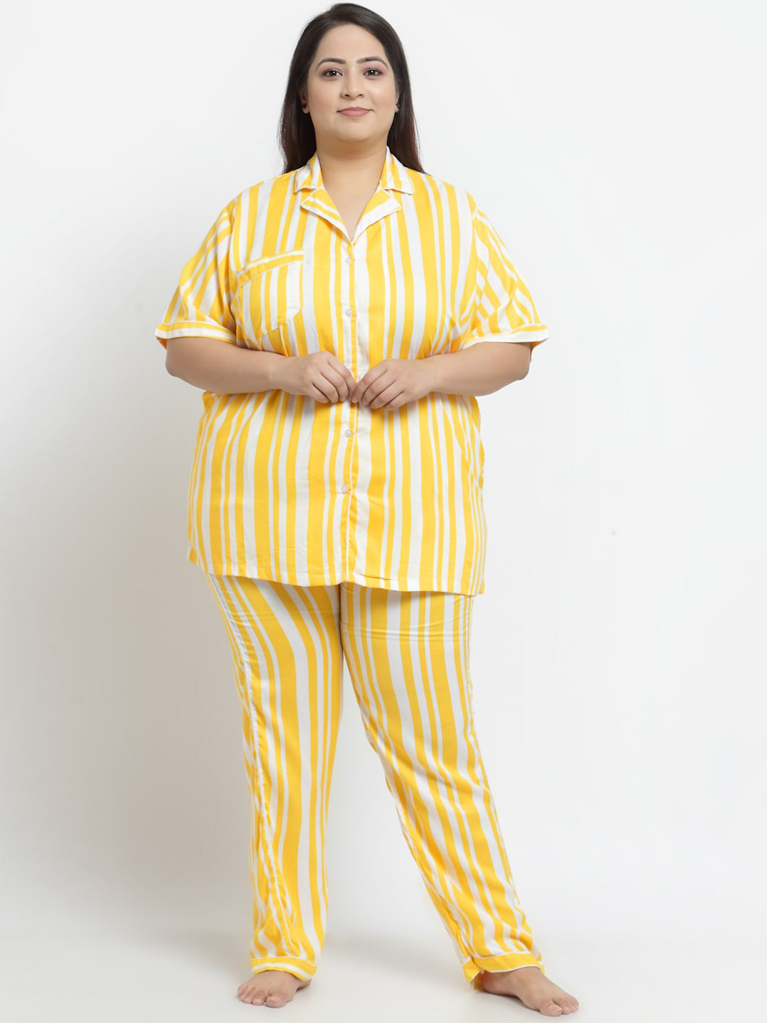 

KLOTTHE Women Plus Size Yellow & White Printed Night Suit