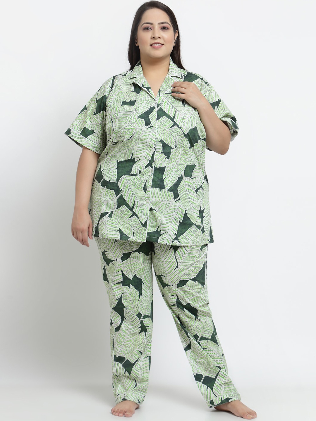 

KLOTTHE Women Green & White Printed Night Suit Plus Size