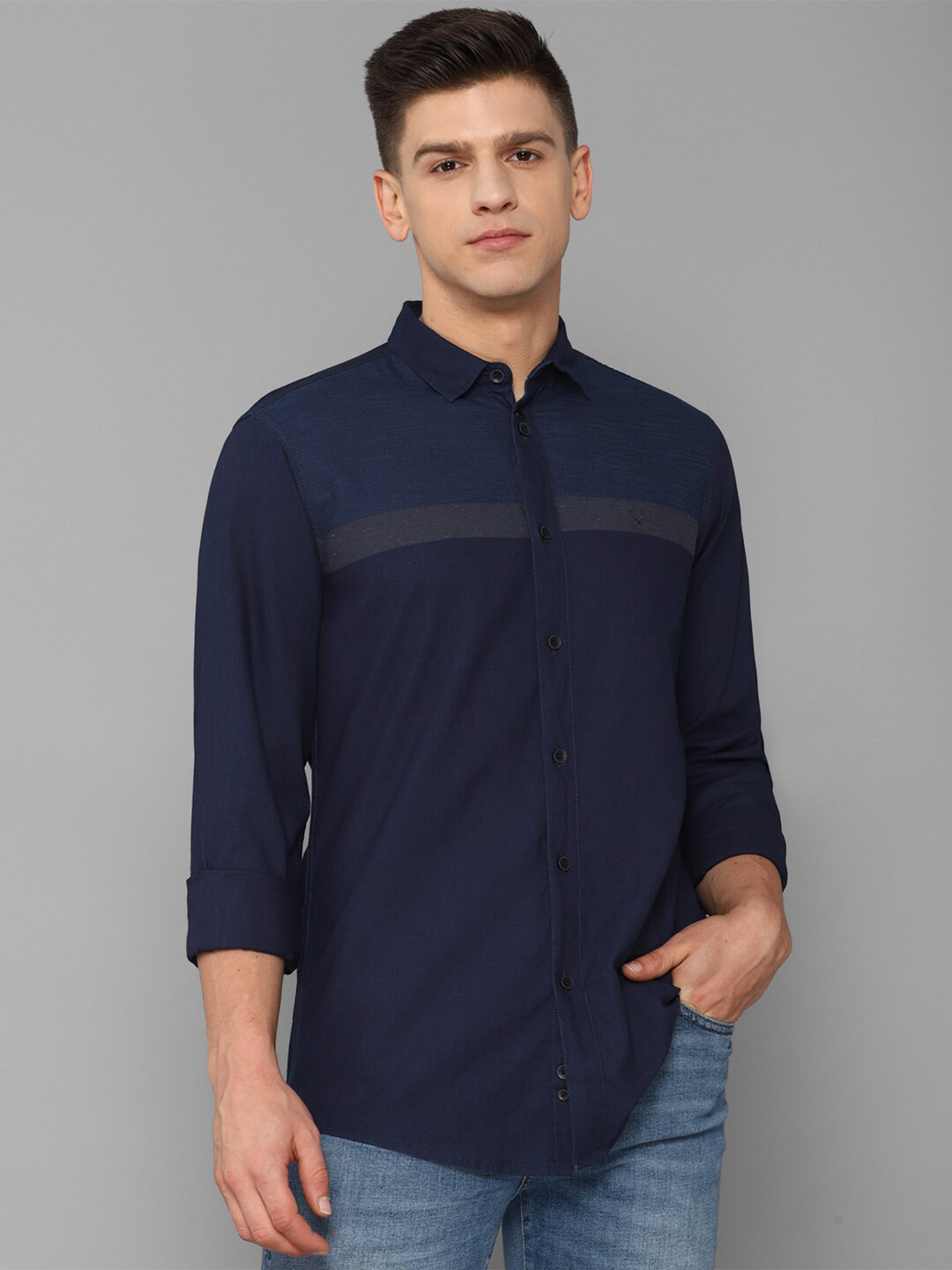 

Allen Solly Sport Men Navy Blue Horizontal Stripes Casual Shirt