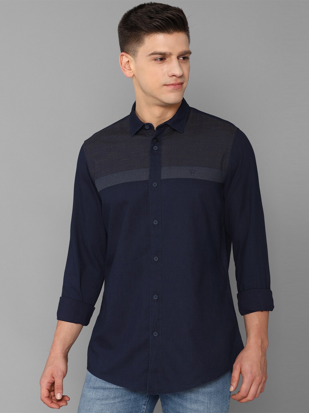 

Allen Solly Sport Men Navy Blue Colourblocked Pure Cotton Casual Shirt