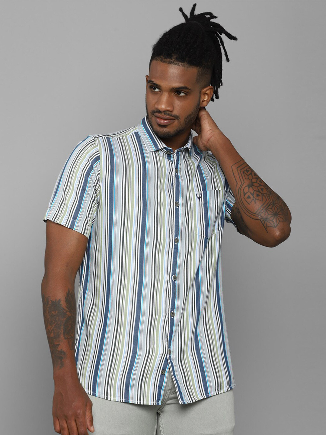 

Allen Solly Sport Men Multicoloured Multi Stripes Striped Casual Shirt