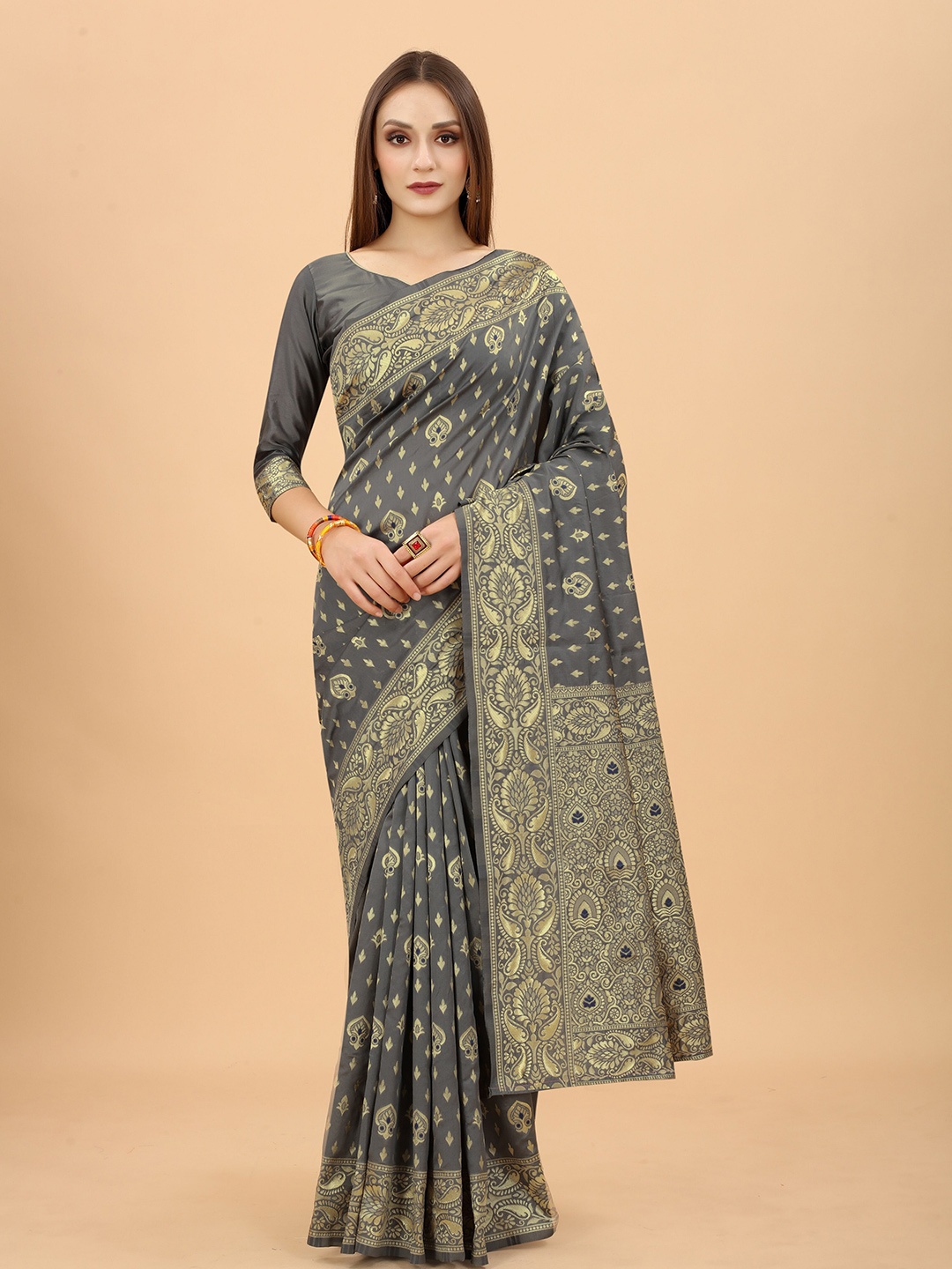 

WELL WORN Grey & Green Zari Silk Cotton Banarasi Saree