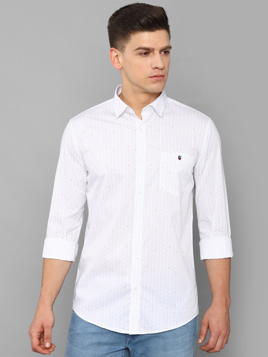 

Louis Philippe Jeans Men White Slim Fit Printed Casual Shirt