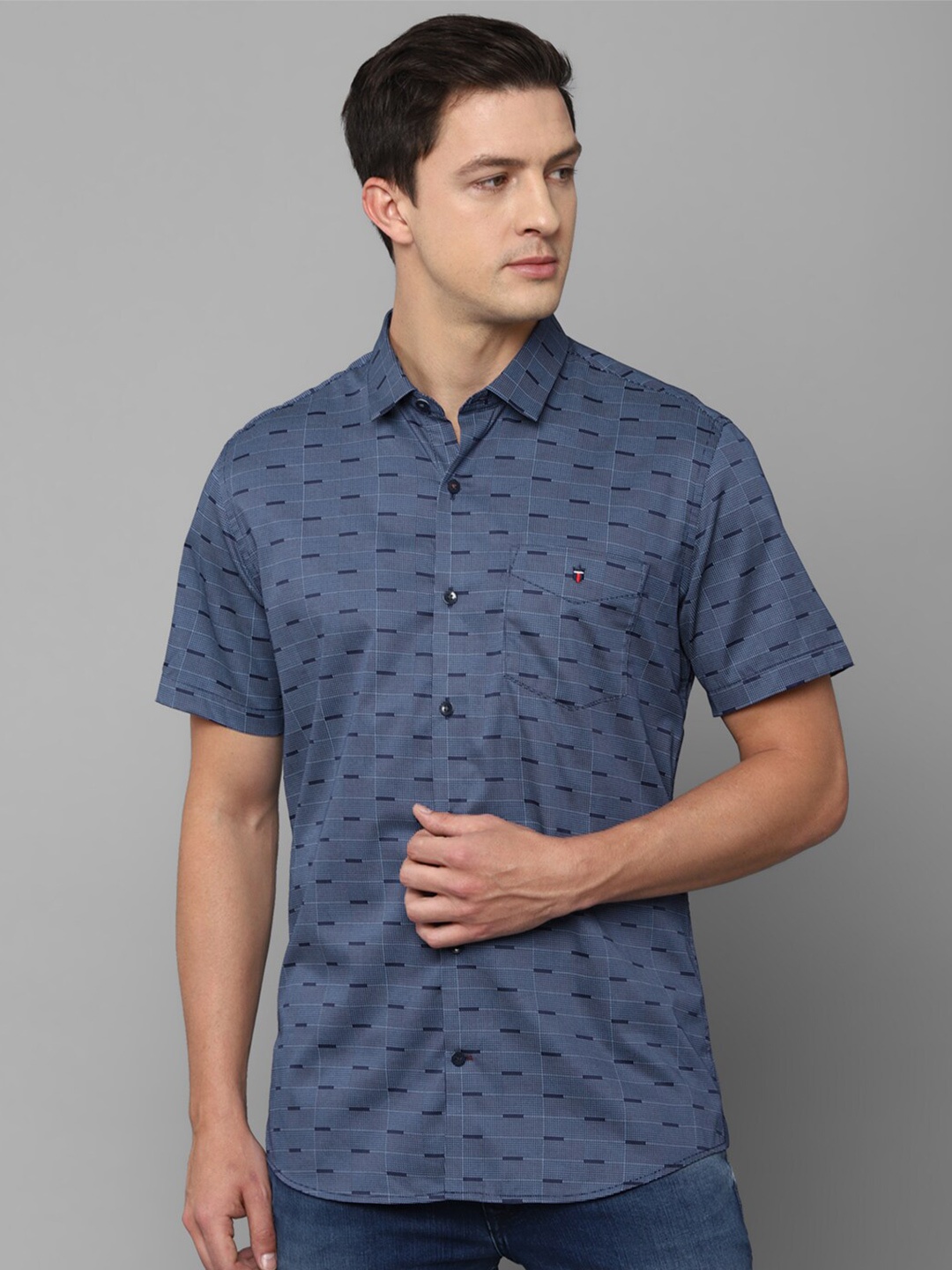 

Louis Philippe Sport Men Blue Slim Fit Printed Casual Shirt