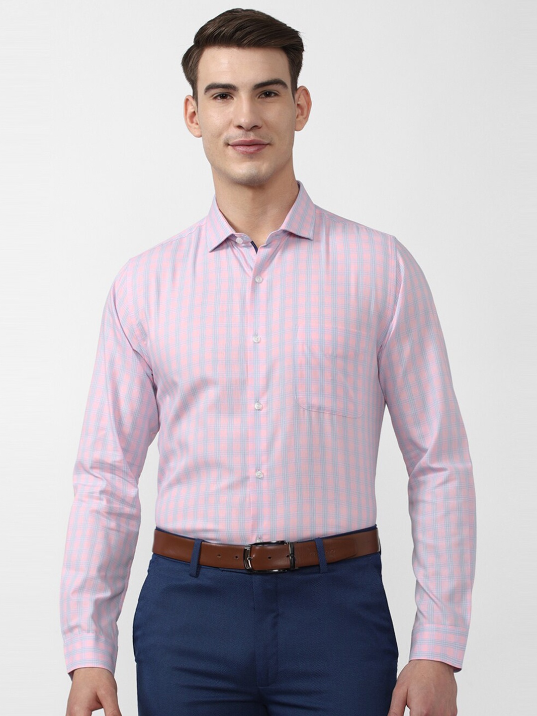 

Peter England Men Pink Slim Fit Checked Cotton Casual Shirt