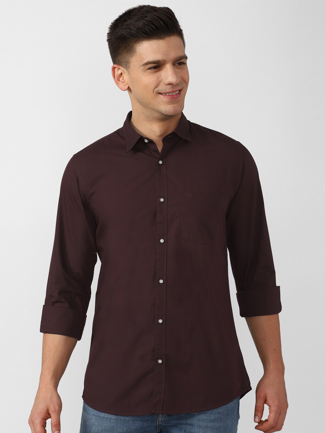

Peter England Casuals Men Purple Slim Fit Solid Cotton Casual Shirt