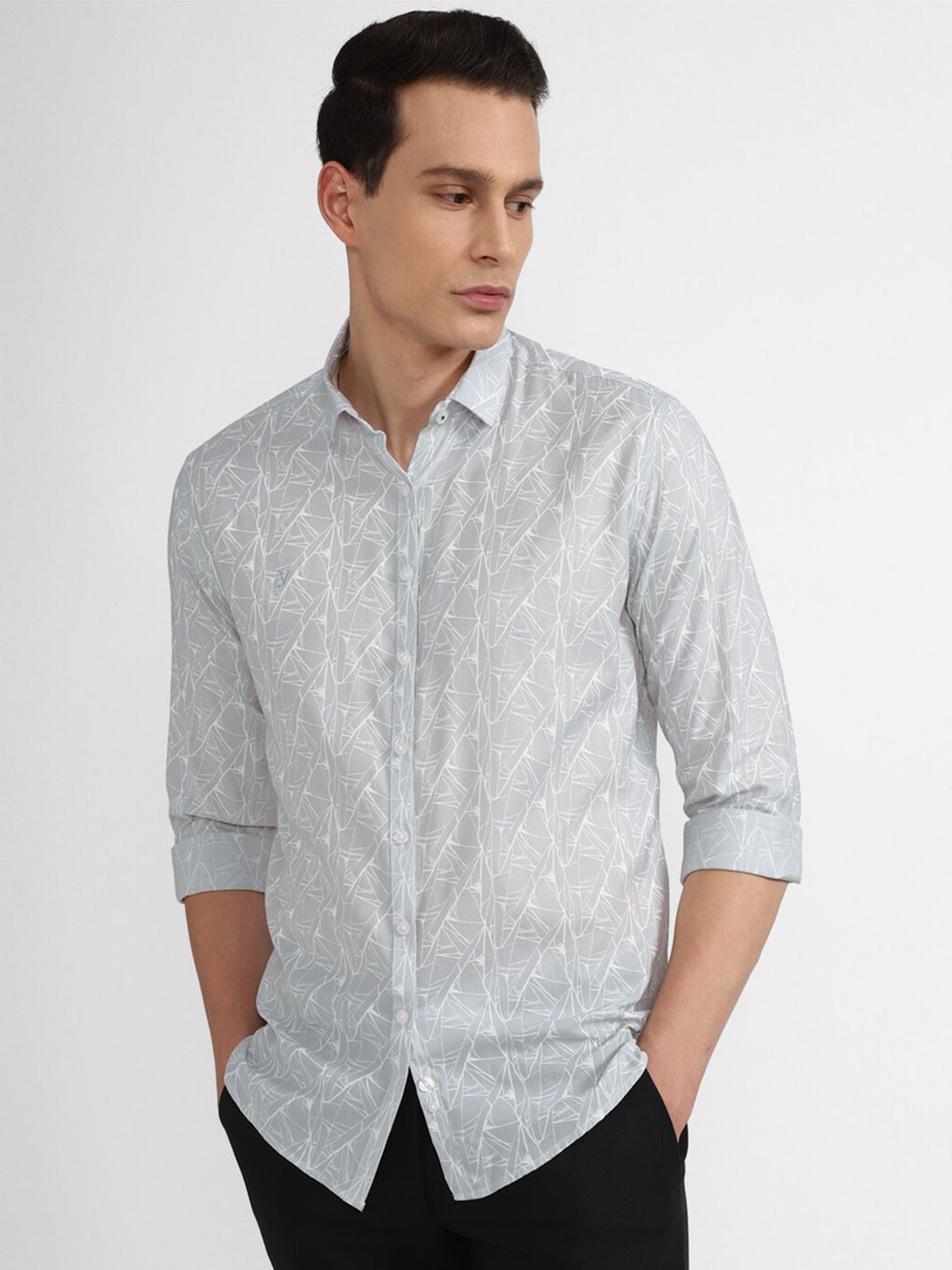 

V Dot Men Grey Slim Fit Printed Casual Shirt