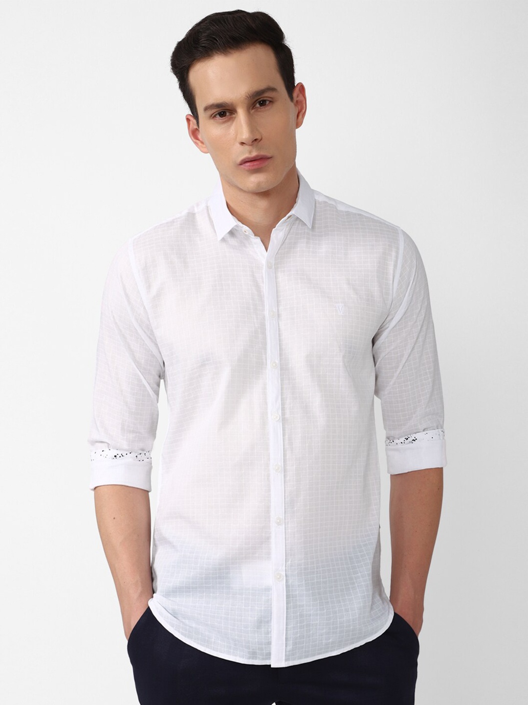 

V Dot Men White Slim Fit Casual Shirt