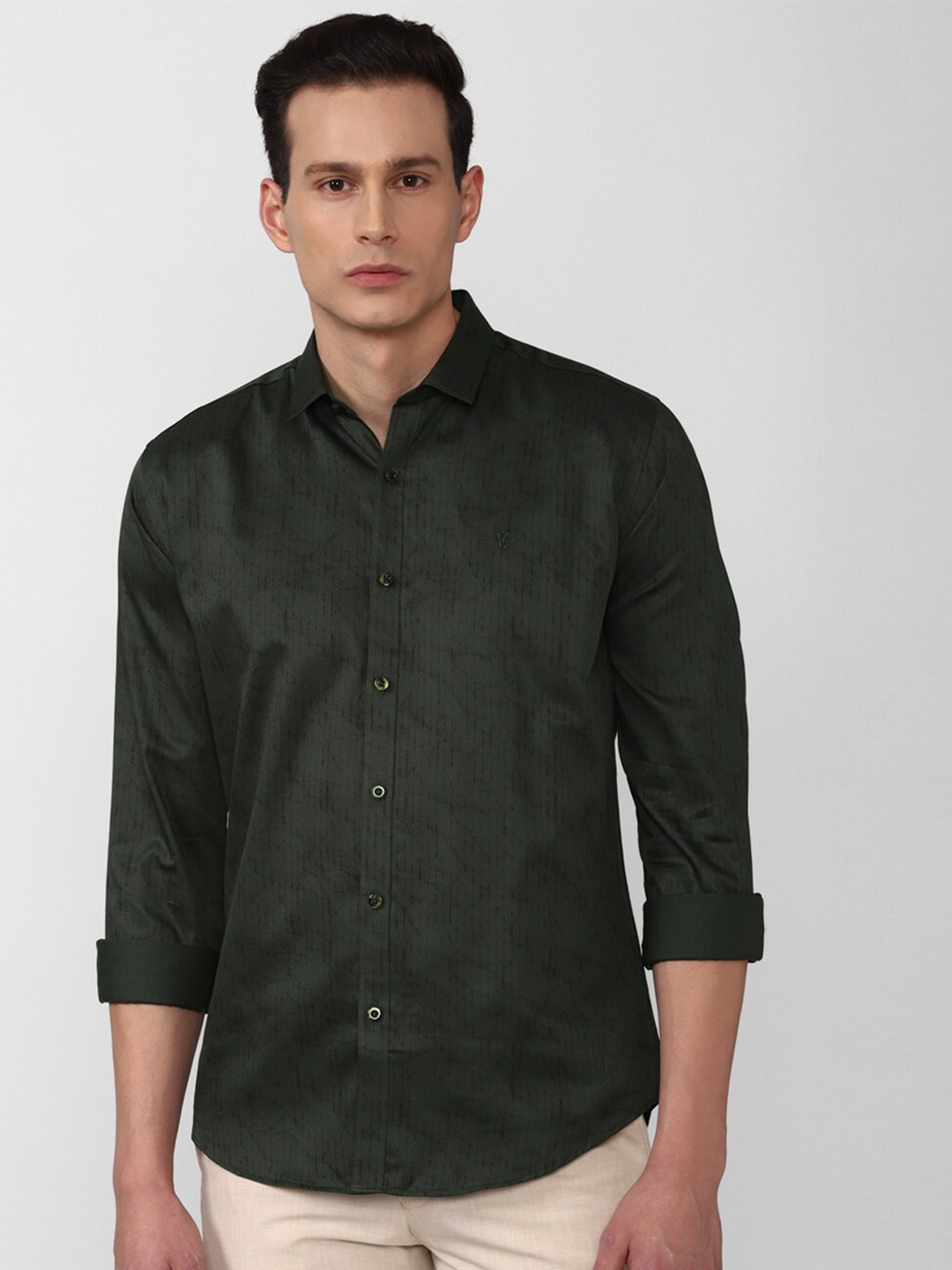

V Dot Men Black Slim Fit Casual Shirt