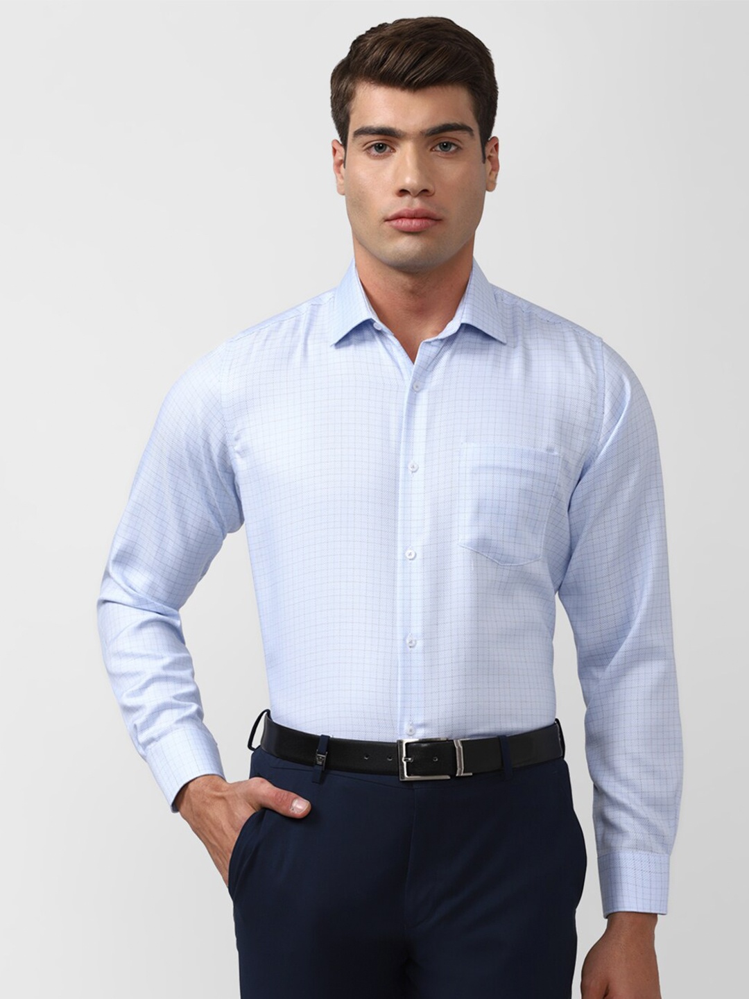 

Van Heusen Men Blue Checked Pure Cotton Formal Shirt