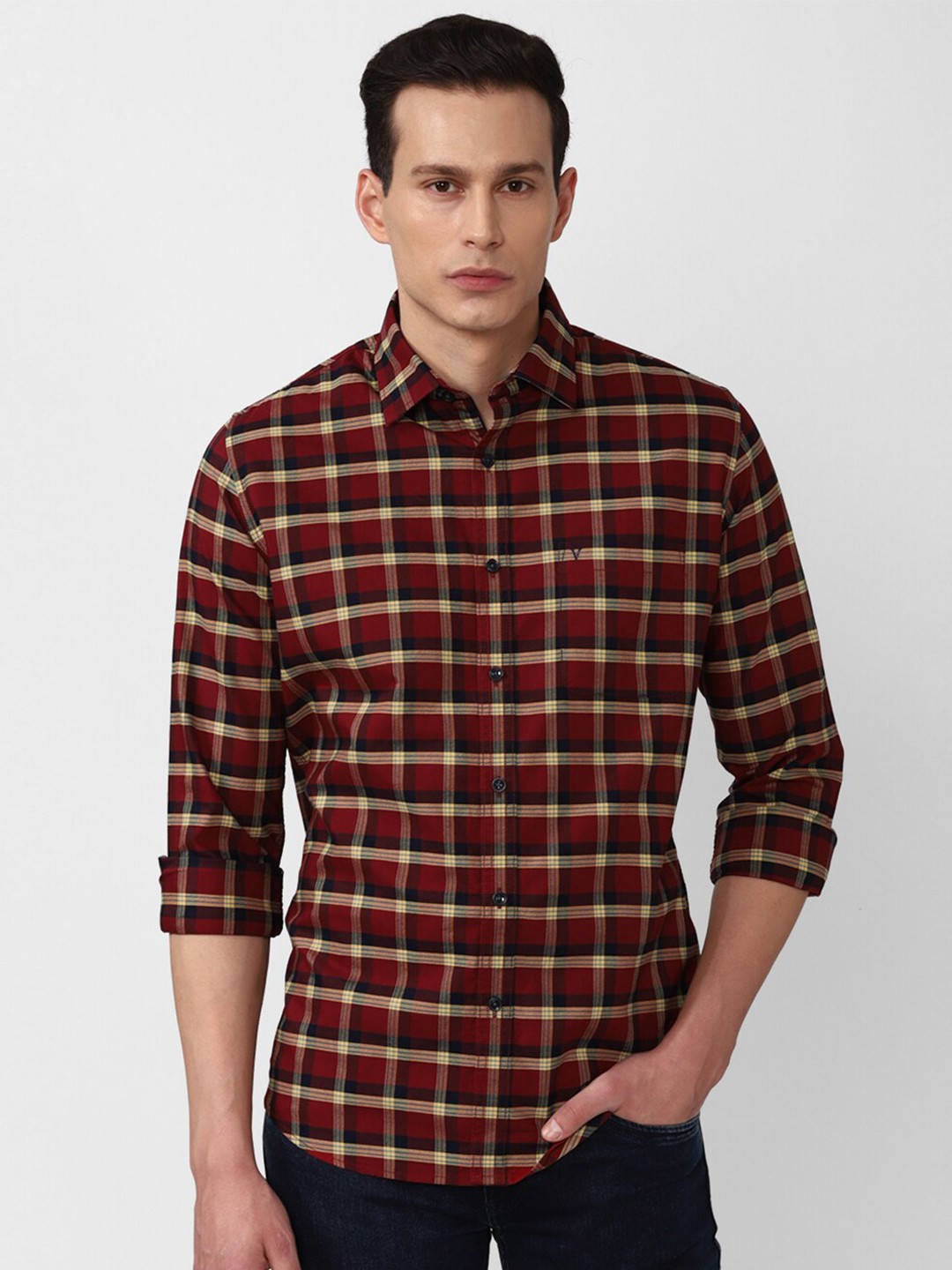 

Van Heusen Sport Men Maroon Slim Fit Checked Cotton Casual Shirt