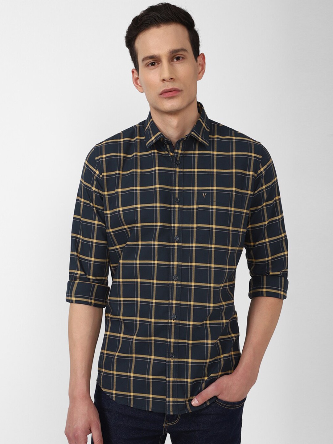 

Van Heusen Sport Men Green Slim Fit Tartan Checks 100% Cotton Casual Shirt