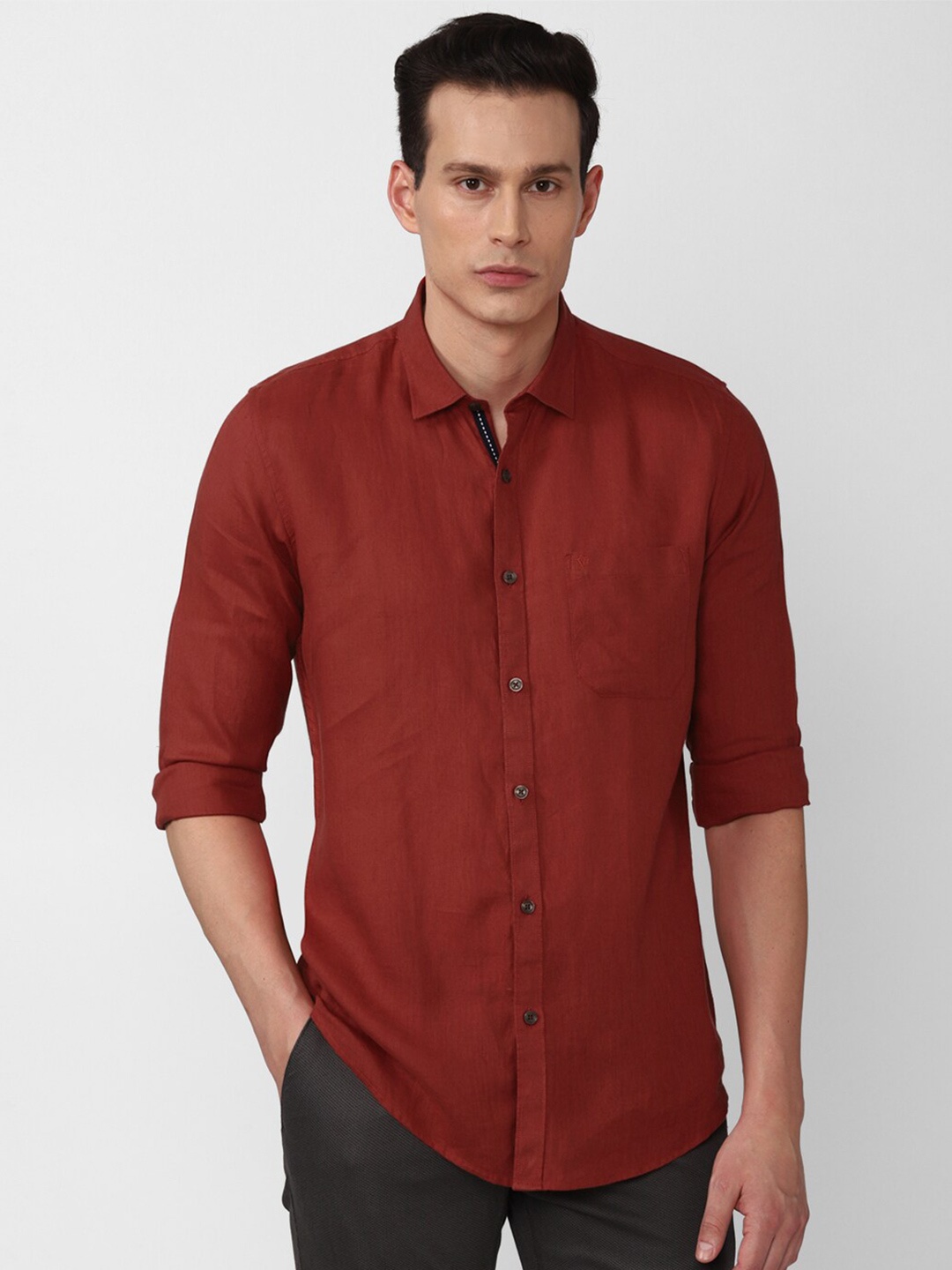 

Van Heusen Sport Men Maroon Slim Fit Casual Shirt