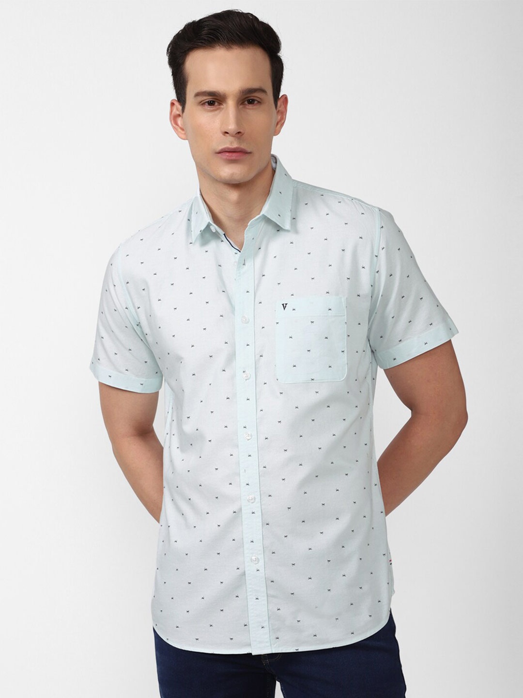 

Van Heusen Sport Men Blue Slim Fit Printed Casual Shirt
